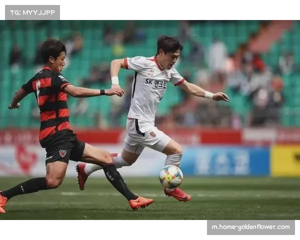 济州联十人应战2-1逆转水原FC，崔秉旭红牌成关键因素